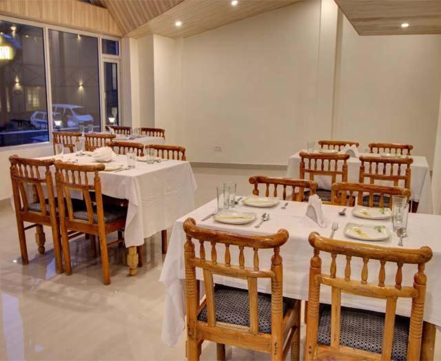 מנאלי Hotel Kingston מראה חיצוני תמונה