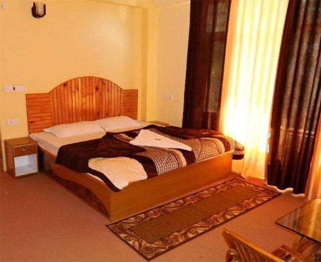 מנאלי Hotel Kingston מראה חיצוני תמונה