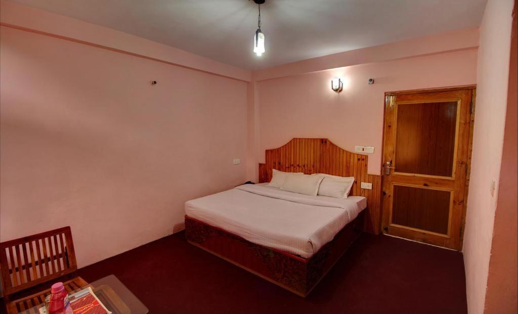מנאלי Hotel Kingston מראה חיצוני תמונה